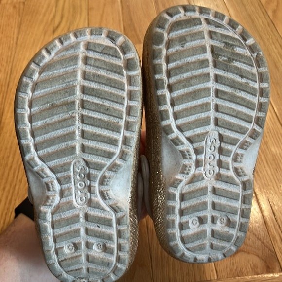 Gold sparkle crocs - Picture 4 of 4